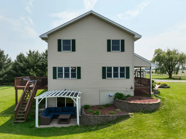 $464,900 | 2207 127th Street, New Richmond, WI 54017