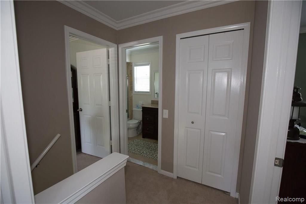 306 Whitney Drive Rochester Hills, MI 48307 - Photo 28 of 38