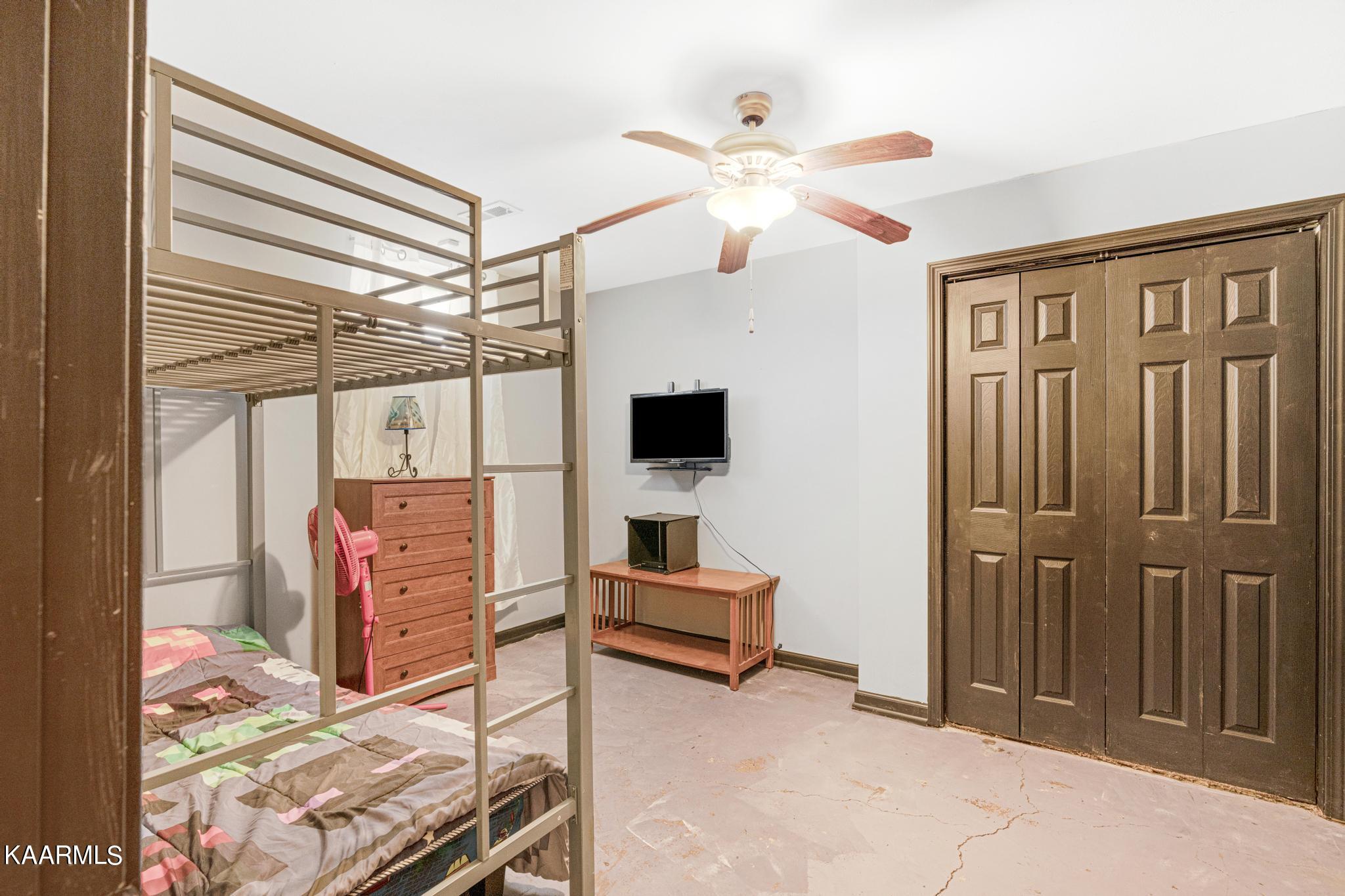 222 Loop Road Caryville, TN 37714 - Photo 23 of 33 DSC09852