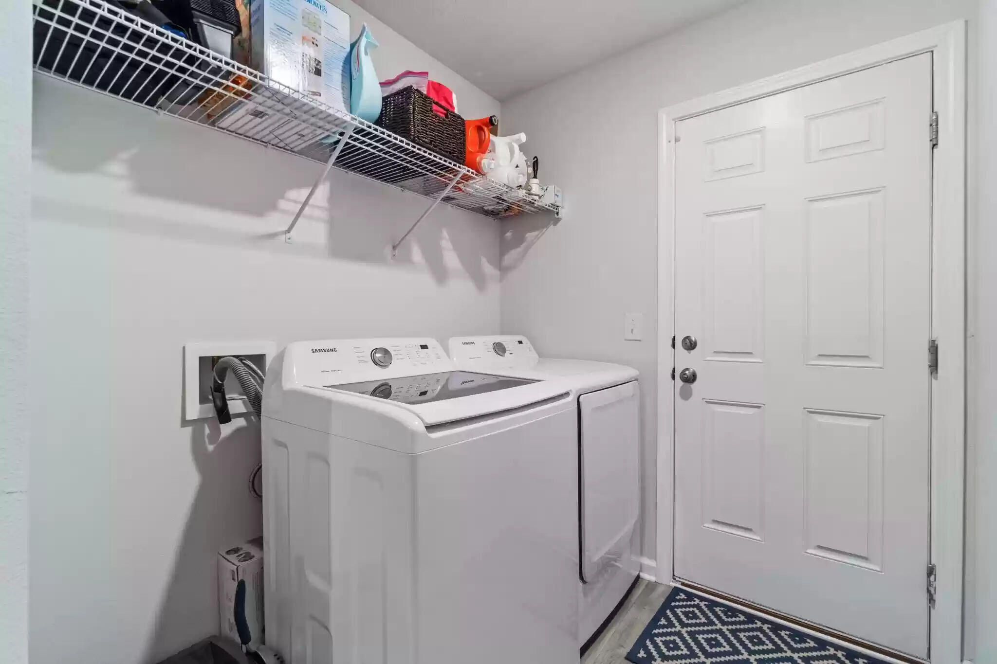 82 American Court Santa Rosa Beach, FL 32459 - Photo 24 of 33 laundry room