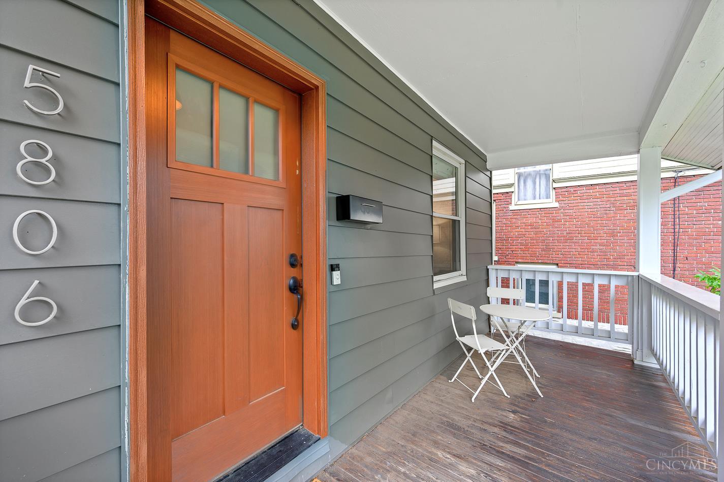 5806 Montgomery Road Cincinnati, OH 45212 - Photo 4 of 36