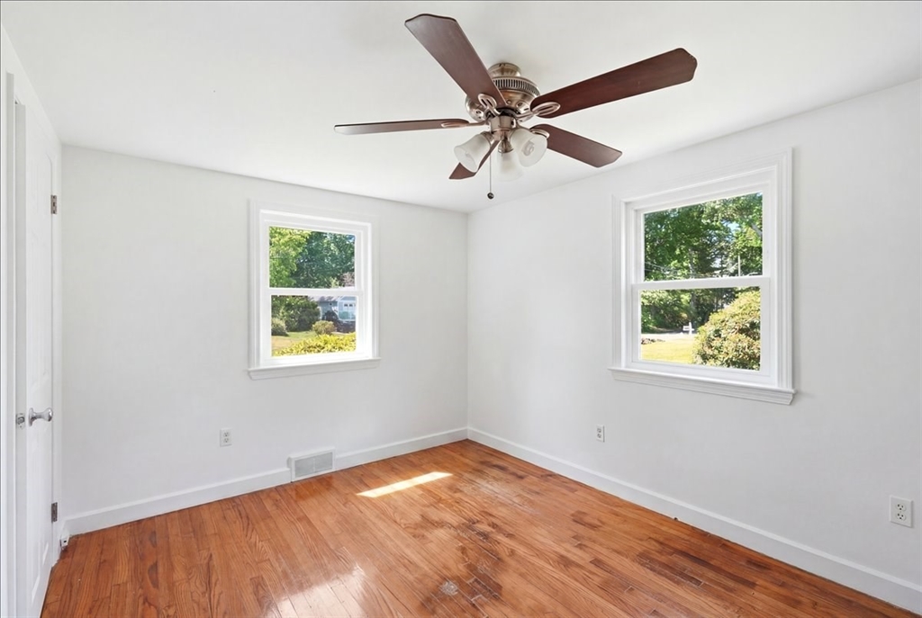 6 Jackson Road Scituate, MA 02066 - Photo 21 of 38