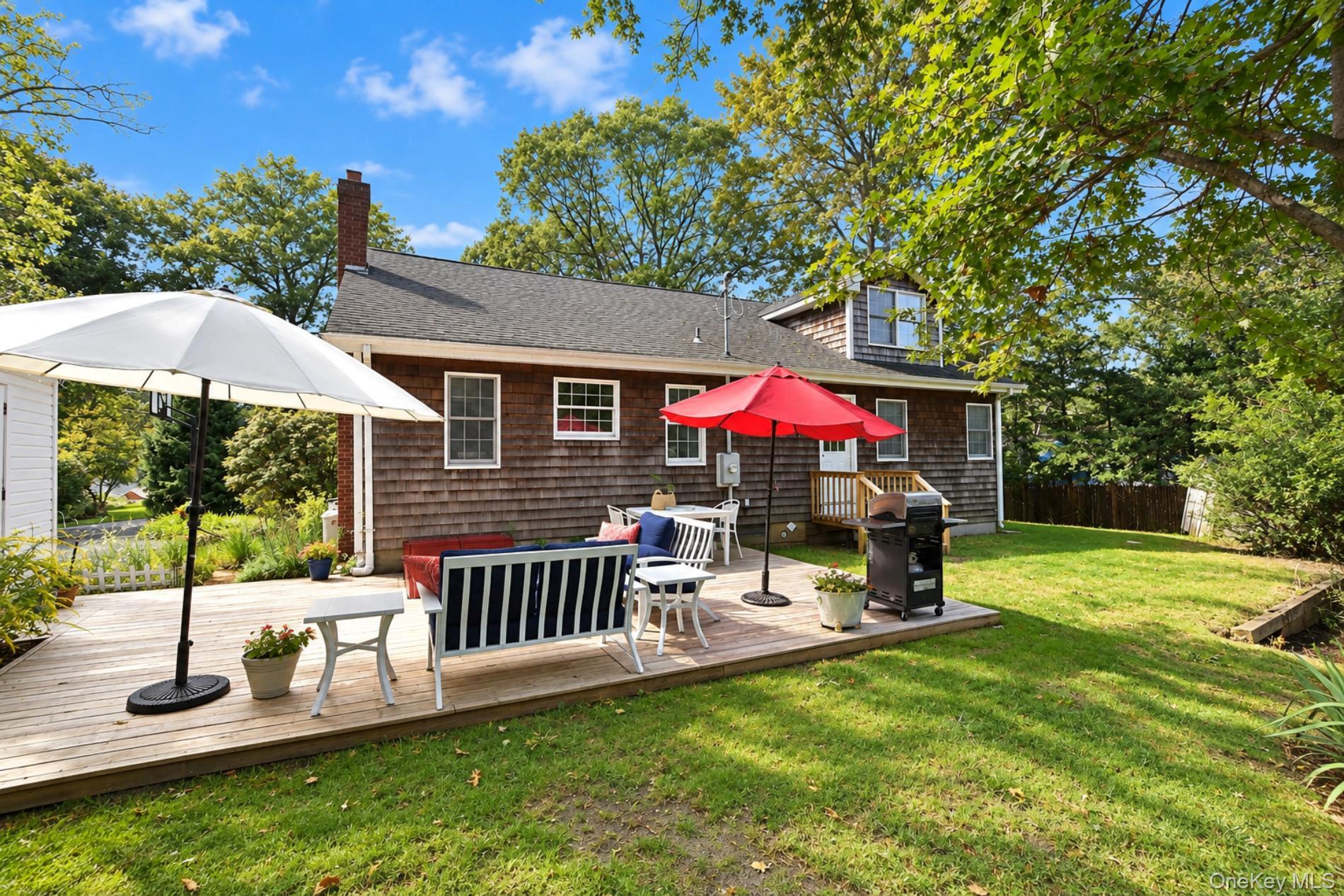 11 Urbans Road Sound Beach, NY 11789 - Photo 27 of 37 Gallery Image 27