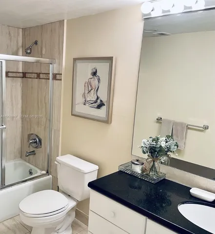 $2,200 | 19390 Collins Avenue, Unit 1506, Sunny Isles Beach, FL 33160