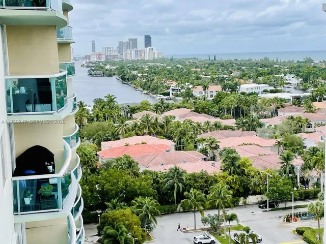 $2,200 | 19390 Collins Avenue, Unit 1506, Sunny Isles Beach, FL 33160