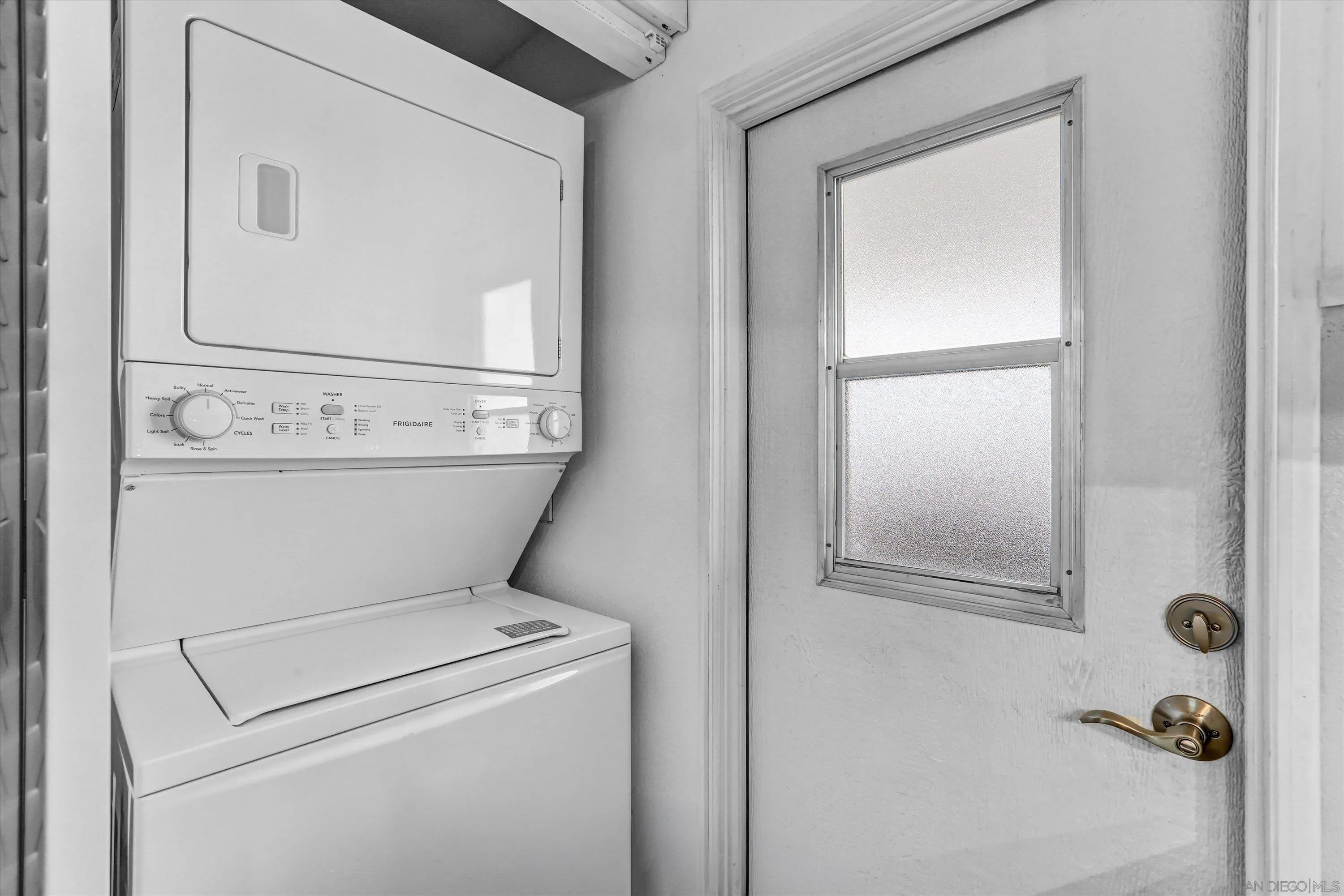 1815 Sweetwater Road, Unit 121 Spring Valley, CA 91977 - Photo 17 of 29 Gallery Image 17