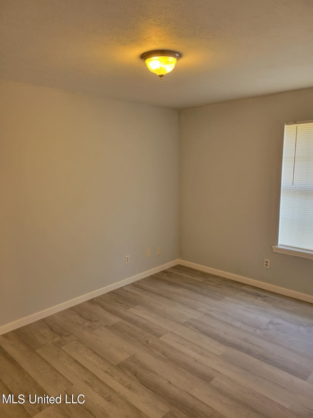 4081 West Lake Road Jackson, MS 39212 - Photo 14 of 20 bedroom
