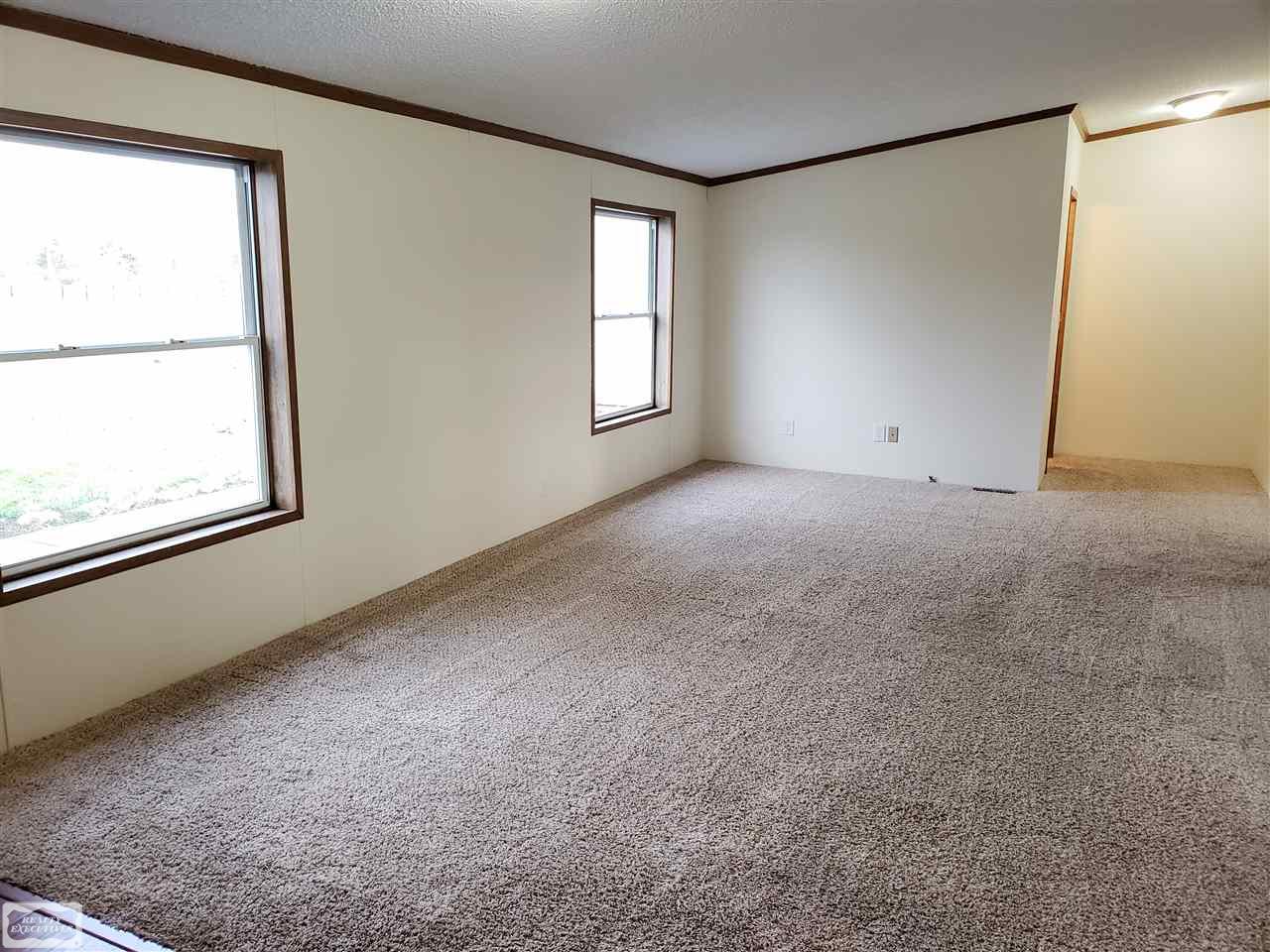 13470 Foley Road Emmett, MI 48022 - Photo 14 of 19 50001417-13.JPG