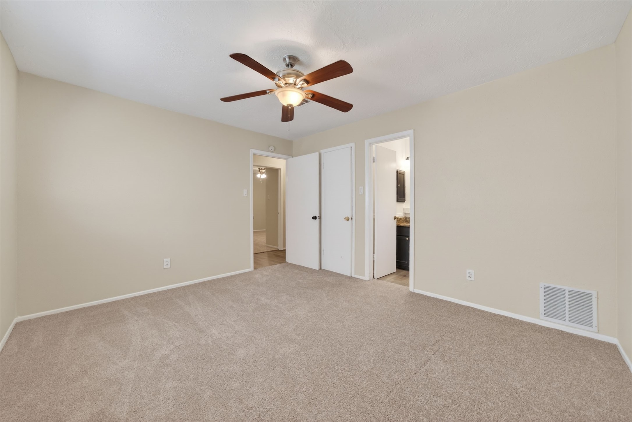 4538 Burkegate Drive Spring, TX 77373 - Photo 17 of 43
