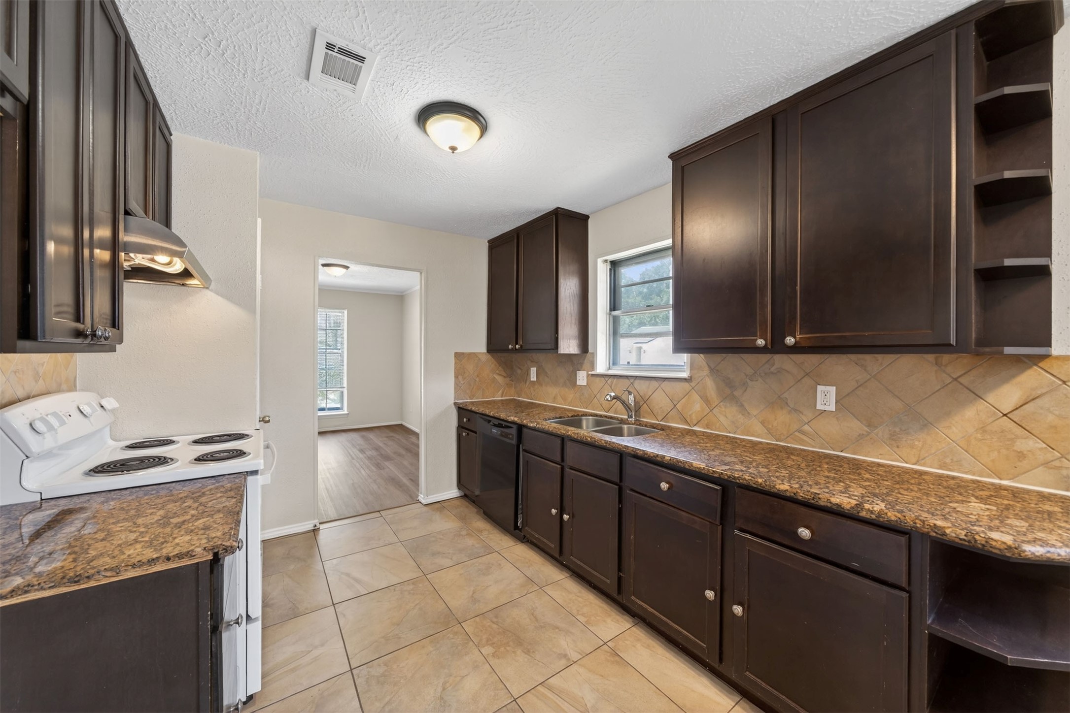 4538 Burkegate Drive Spring, TX 77373 - Photo 8 of 43