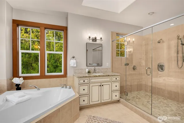 $1,874,900 | 25935 Southeast 235th Way, Maple Valley, WA 98038