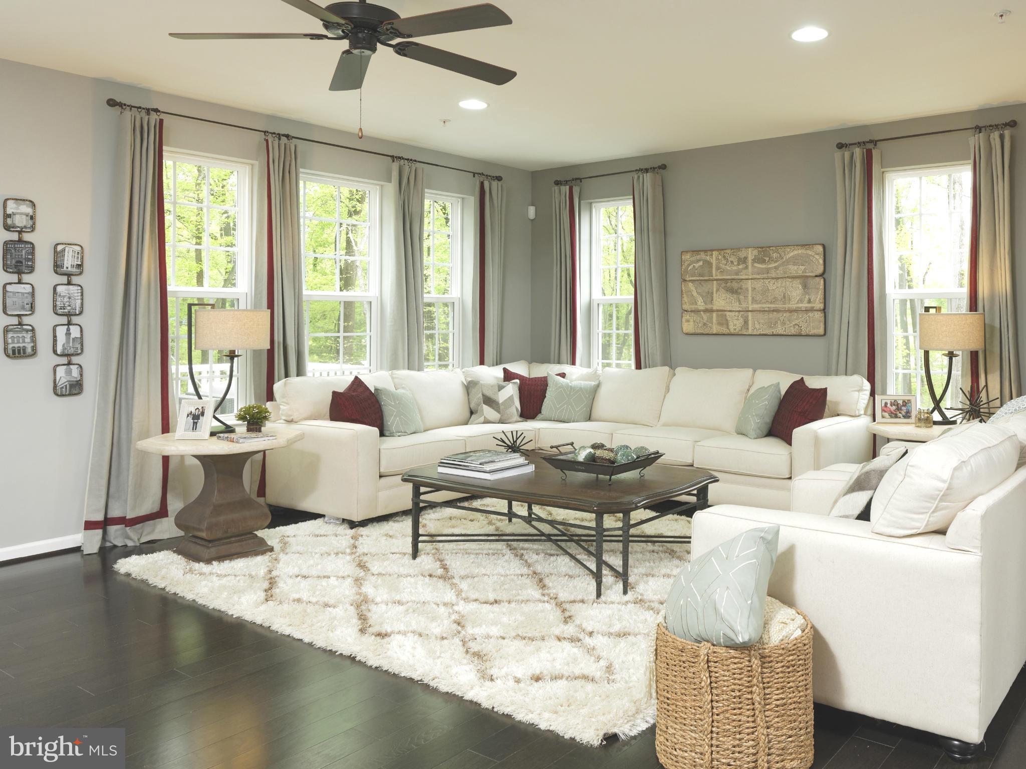 1012 Ramble Run Road Middle River, MD 21220 - Photo 5 of 20 Living Room