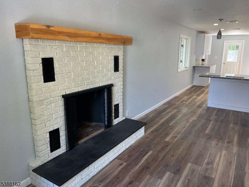 203 Howard Boulevard Mount Arlington, NJ 07856 - Photo 6 of 18