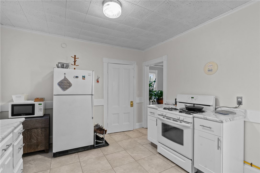 156 High Street Westerly, RI 02891 - Photo 19 of 50