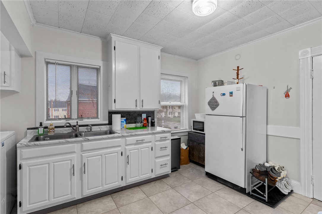 156 High Street Westerly, RI 02891 - Photo 20 of 50