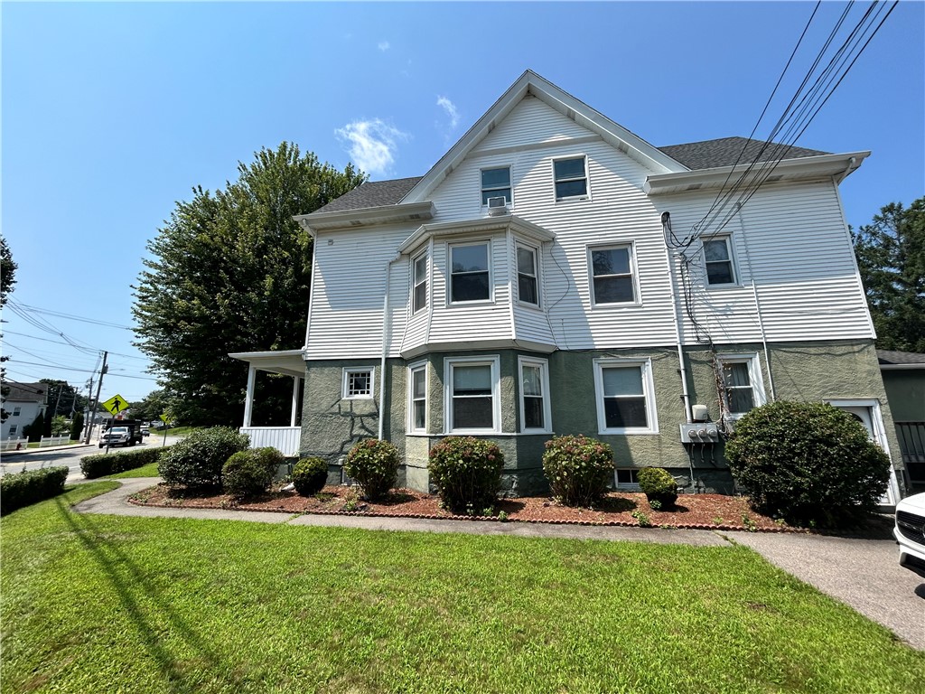 156 High Street Westerly, RI 02891 - Photo 2 of 50