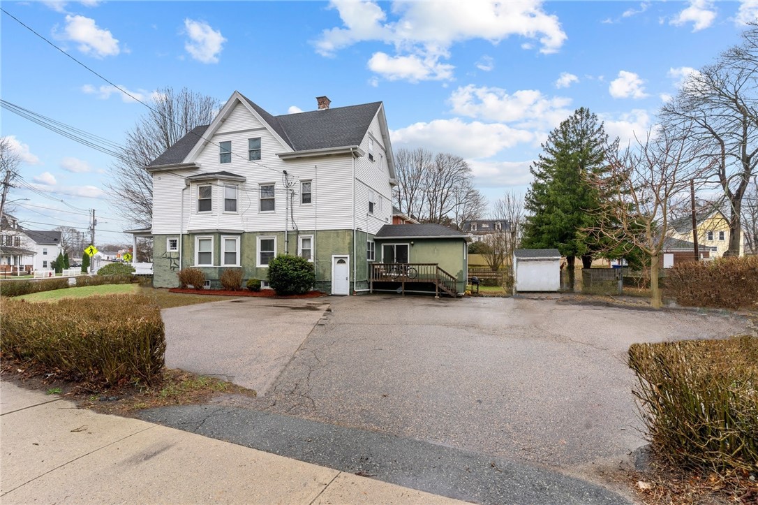 156 High Street Westerly, RI 02891 - Photo 3 of 50