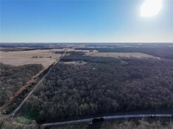 $348,000 | 21395 South S 725 Road, Stockton, MO 65785