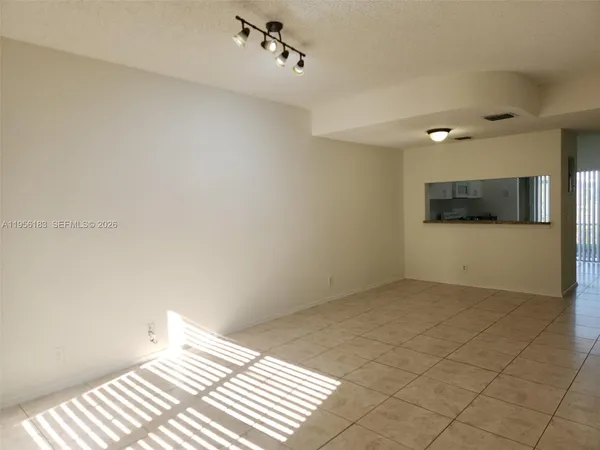 $2,500 | 289 Duval Court, Weston, FL 33326