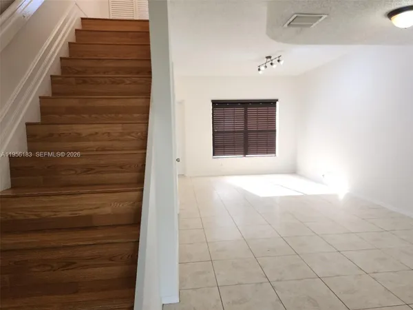 $2,500 | 289 Duval Court, Weston, FL 33326