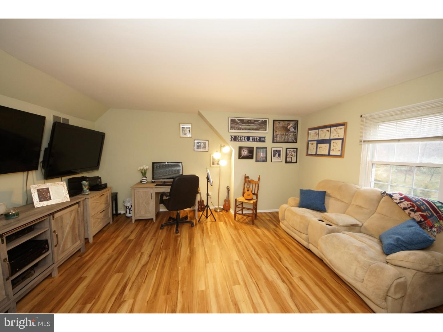 2 Hobbs Road Hamilton, NJ 08619 - Photo 19 of 25 Bedroom 2