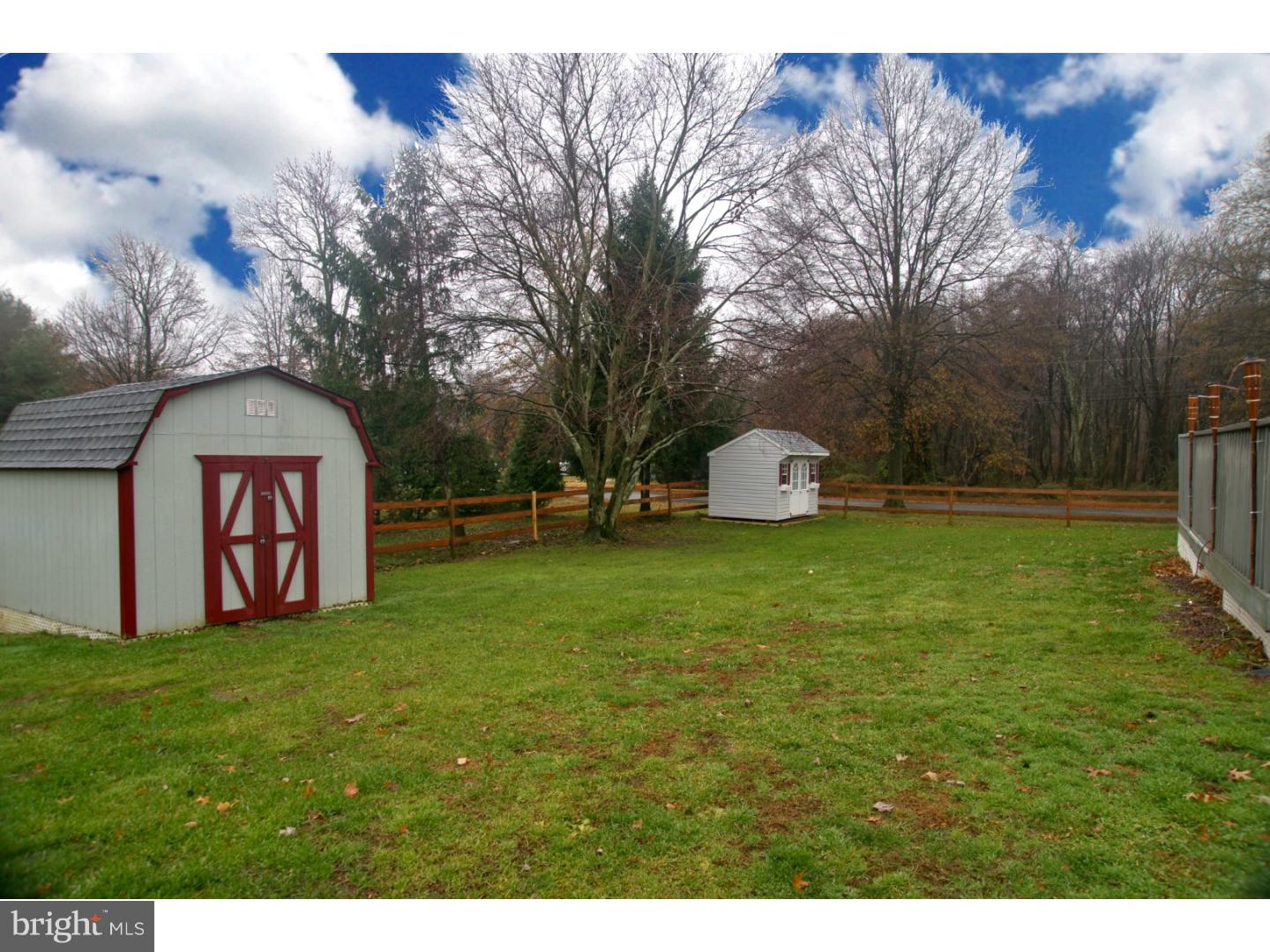 2 Hobbs Road Hamilton, NJ 08619 - Photo 25 of 25 Back Yard