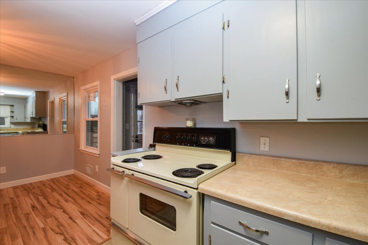 4846 Showalter Road Northwest Roanoke, VA 24017 - Photo 13 of 29 4846 Showalter Rd