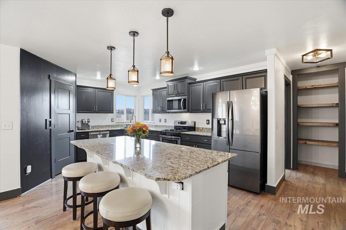 1430 Northeast Urwin Street Mountain Home, ID 83647 - Photo 12 of 47