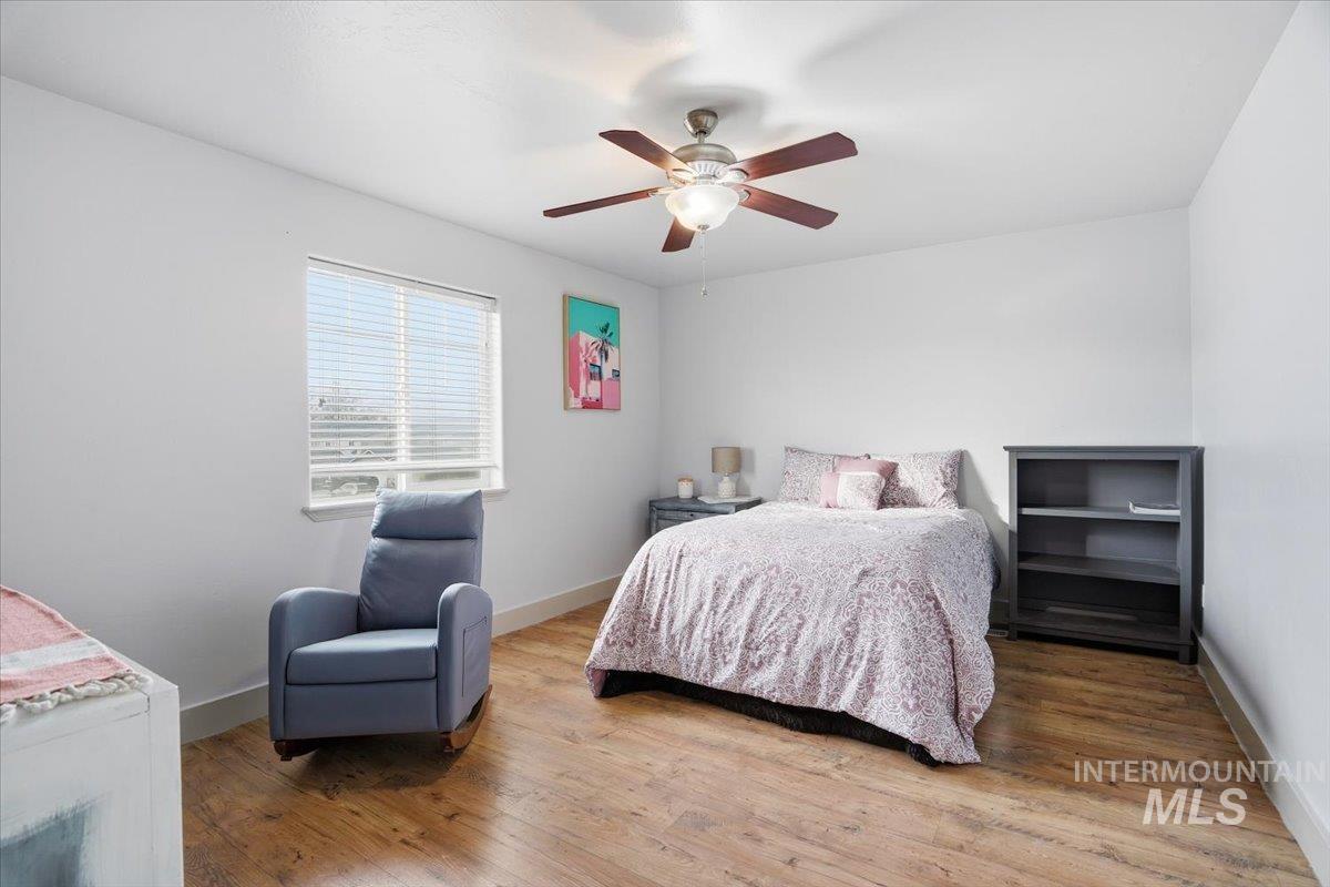 1430 Northeast Urwin Street Mountain Home, ID 83647 - Photo 17 of 47