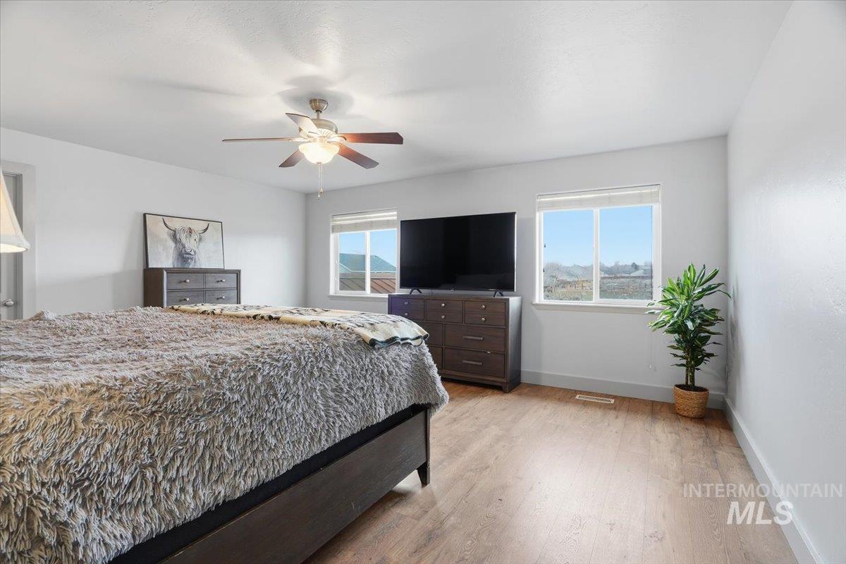 1430 Northeast Urwin Street Mountain Home, ID 83647 - Photo 23 of 47