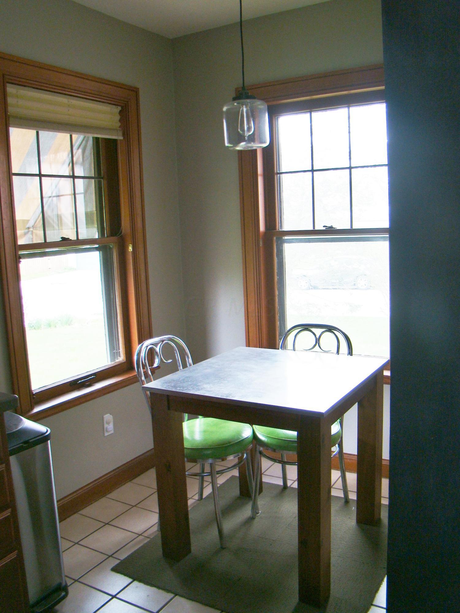 851 South Remington Road Columbus, OH 43209 - Photo 7 of 28