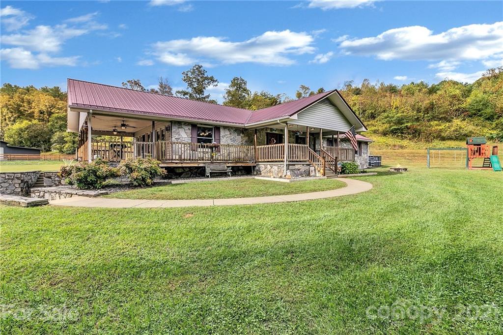 166 Pegg Road Marshall, NC 28753 - Photo 2 of 48 Gallery Image 2