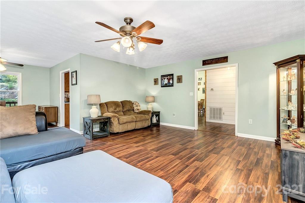 166 Pegg Road Marshall, NC 28753 - Photo 16 of 48 Gallery Image 16
