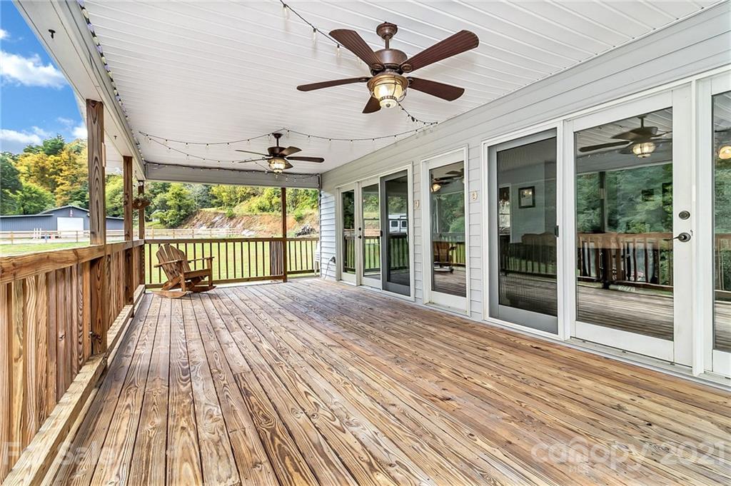 166 Pegg Road Marshall, NC 28753 - Photo 21 of 48 Gallery Image 21