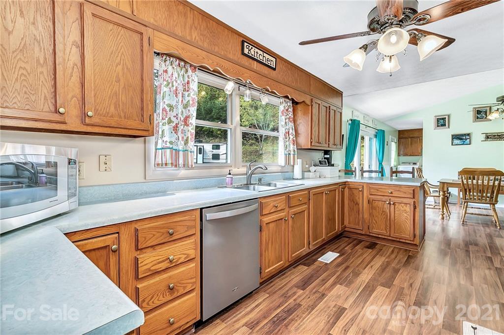 166 Pegg Road Marshall, NC 28753 - Photo 25 of 48 Gallery Image 25