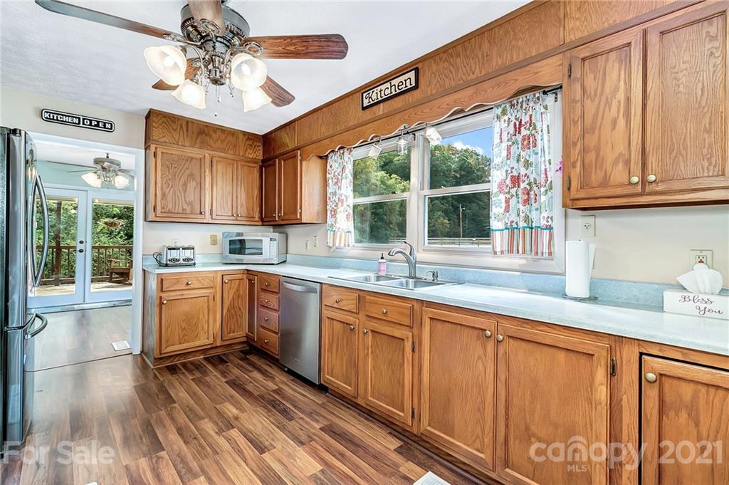 166 Pegg Road Marshall, NC 28753 - Photo 28 of 48 Gallery Image 28
