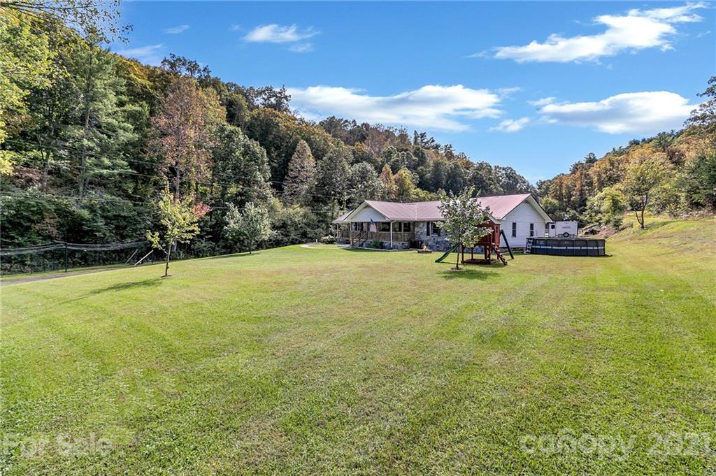 166 Pegg Road Marshall, NC 28753 - Photo 4 of 48 Gallery Image 4