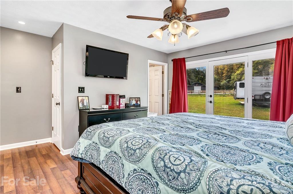166 Pegg Road Marshall, NC 28753 - Photo 35 of 48 Gallery Image 35