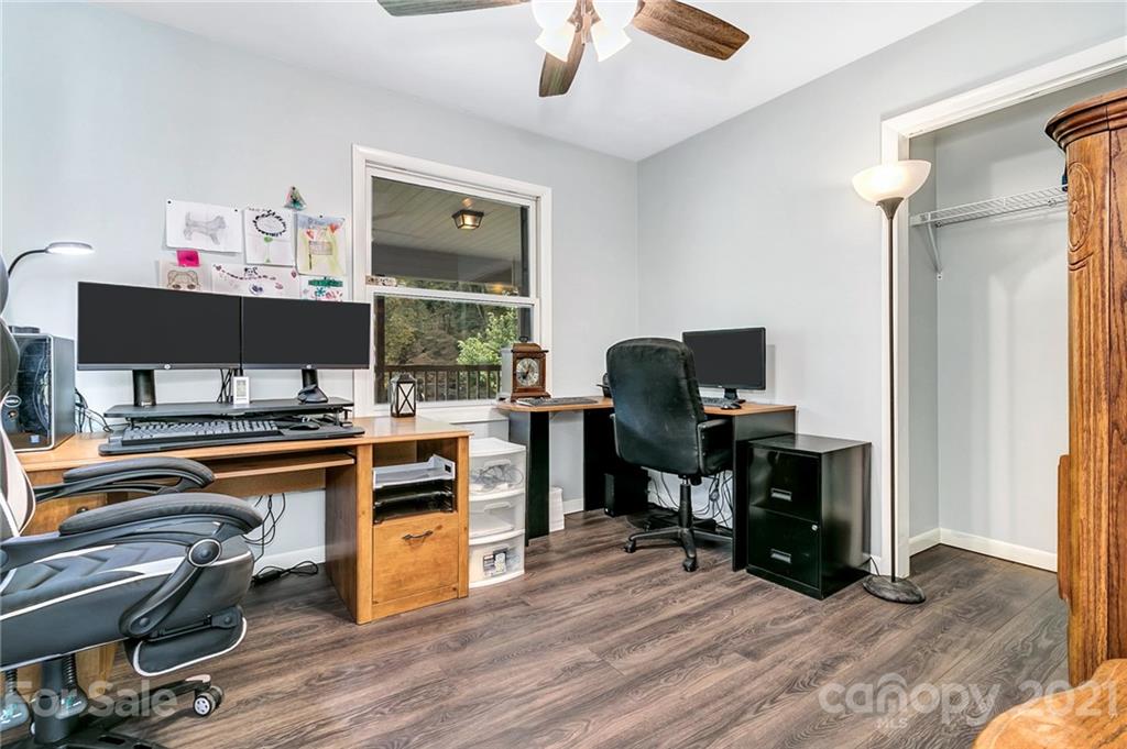 166 Pegg Road Marshall, NC 28753 - Photo 41 of 48 Gallery Image 41