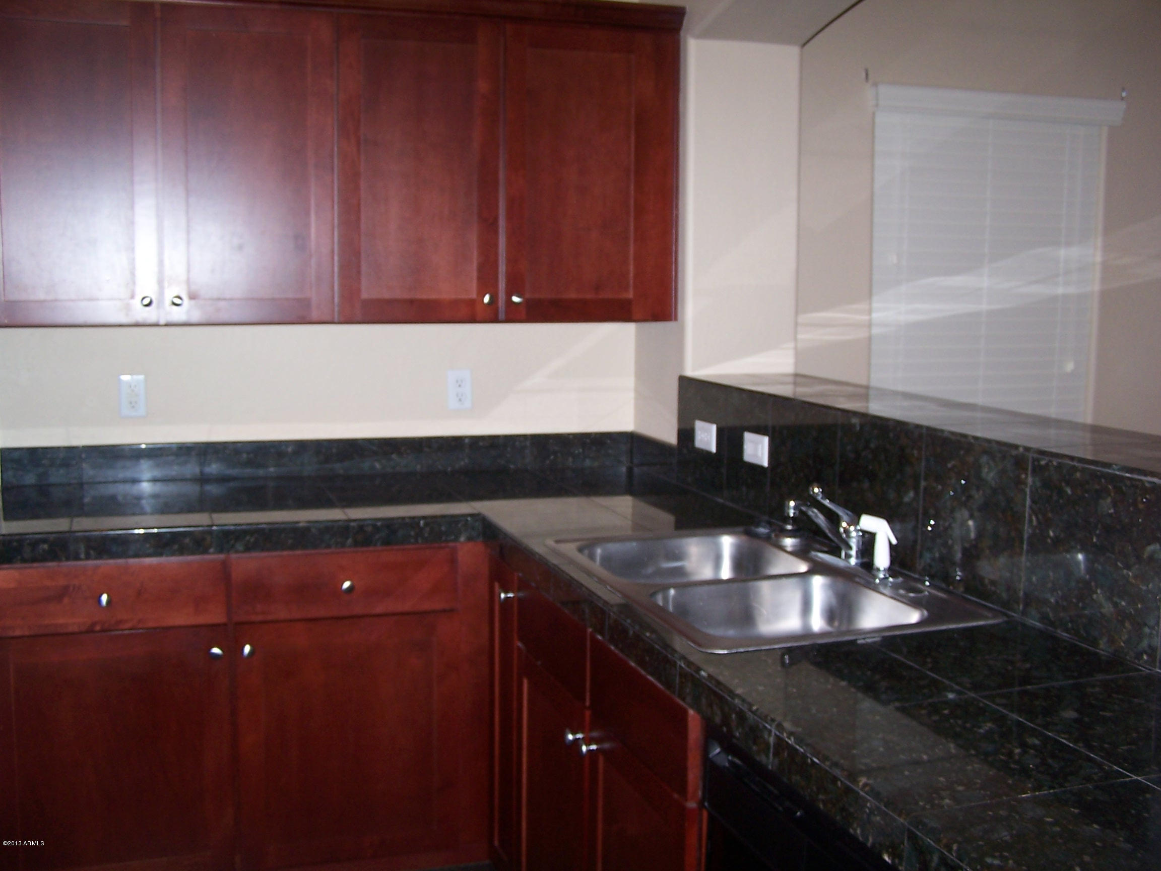 7145 West Beverly Road Laveen, AZ 85339 - Photo 11 of 19 100_6120
