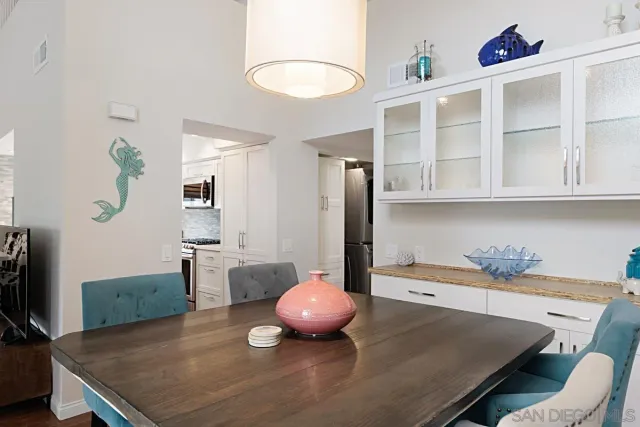 a view of a living room