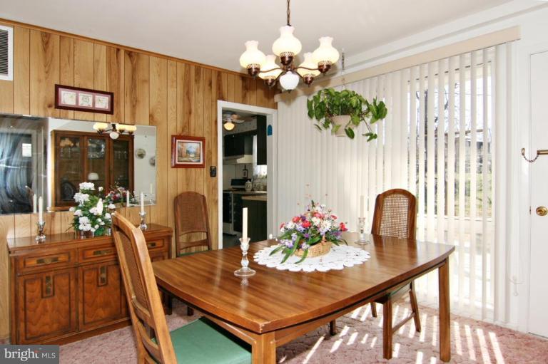 4703 Mawani Road Baltimore, MD 21206 - Photo 8 of 26 Dining Room #2