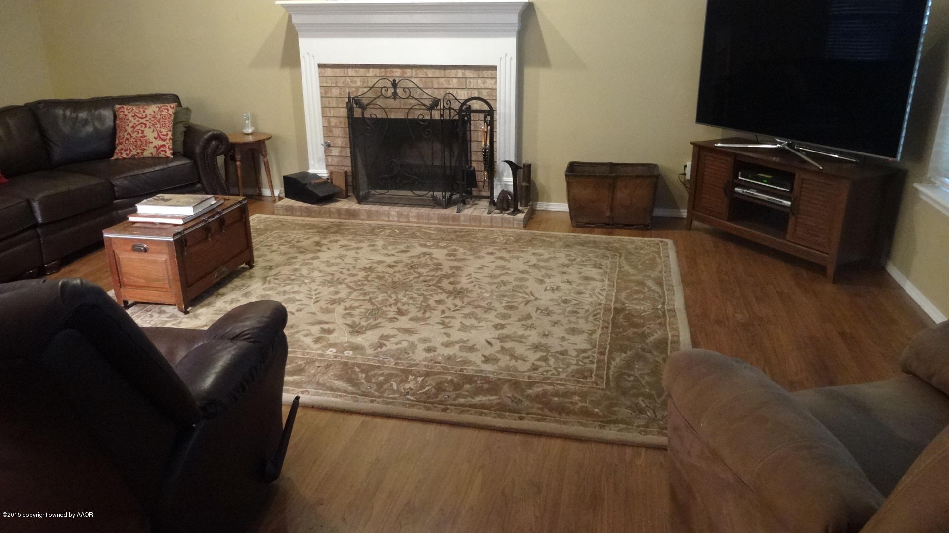 8111 Sheldon Road Amarillo, TX 79119 - Photo 13 of 38 Living Room