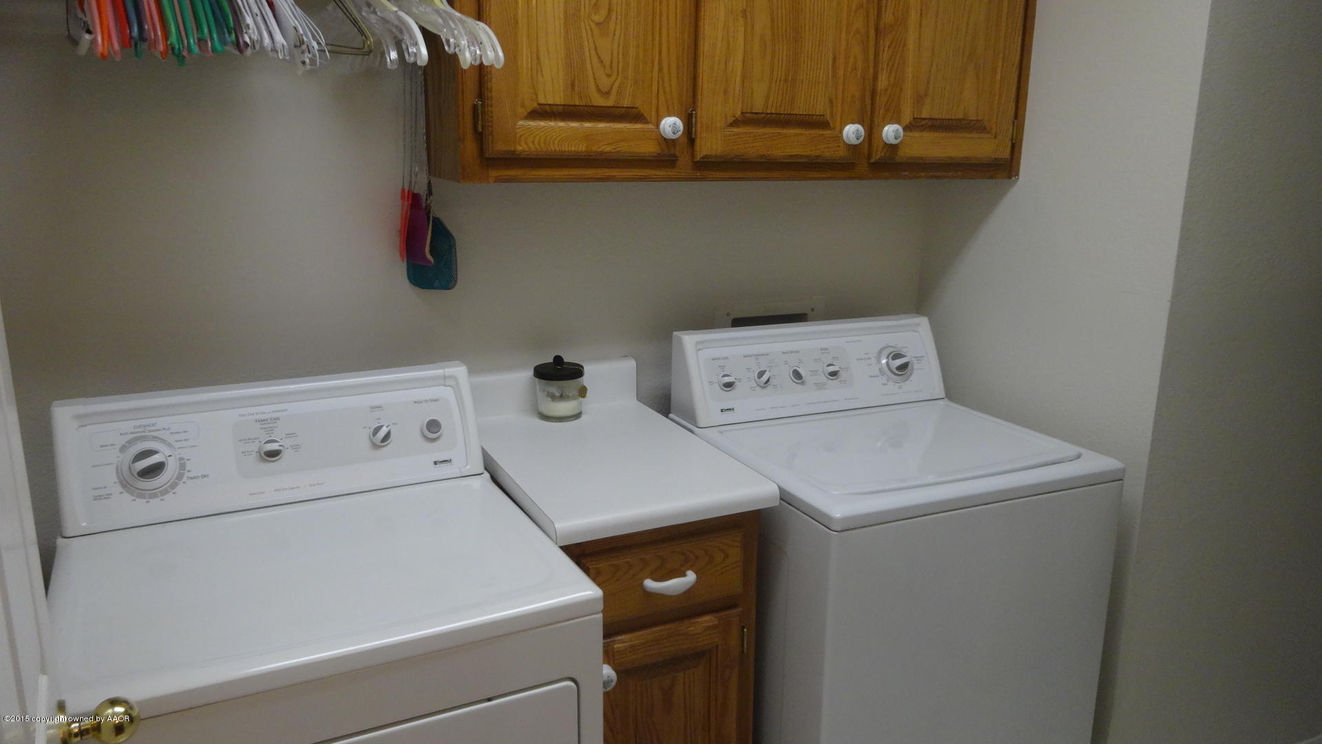 8111 Sheldon Road Amarillo, TX 79119 - Photo 37 of 38 Separate Utility Room