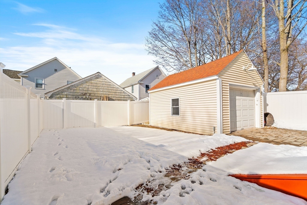 54 Clements Road Waltham, MA 02453 - Photo 31 of 36 Gallery Image 31
