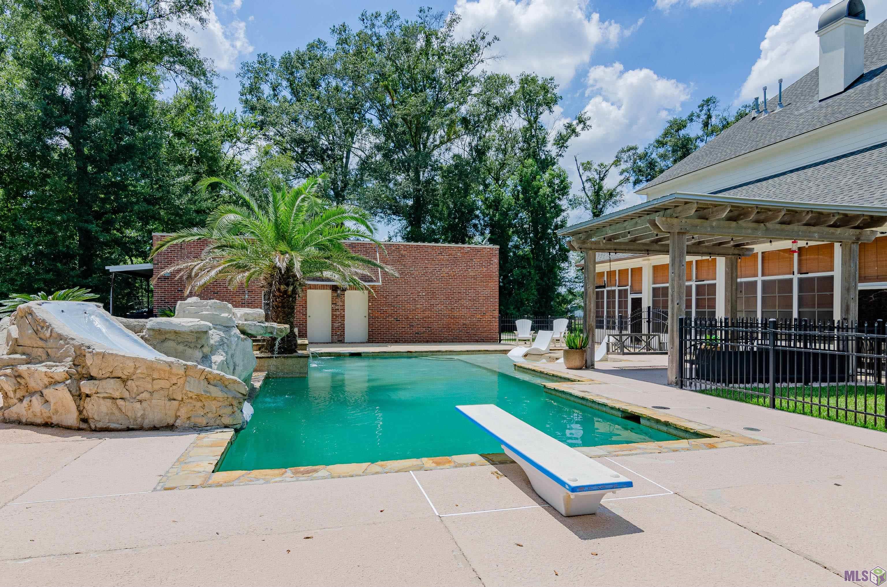 13427 Piney Pointe Road Gonzales, LA 70737 - Photo 23 of 36
