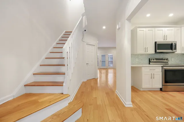 $6,000 | 132 Hope Street, Unit C, Stamford, CT 06906