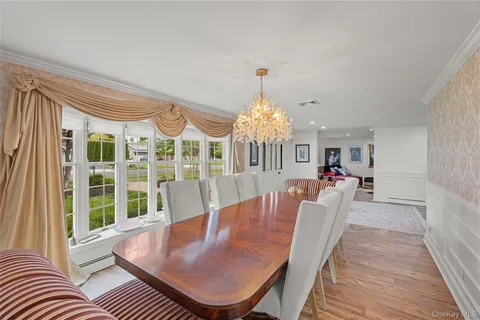 $999,999 | Undisclosed Address, Hauppauge, NY 11788