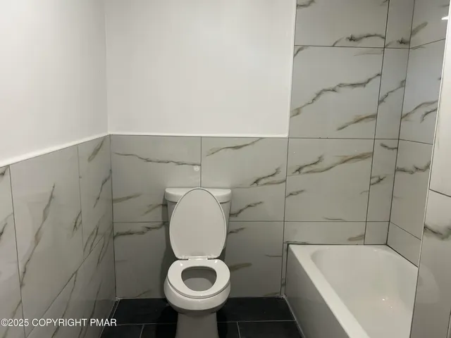 $1,300 | 222 East Patterson Street, Unit 2, Lansford, PA 18232