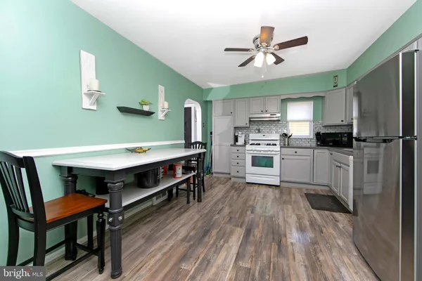$365,000 | 332 South Fellowship Road, Maple Shade, NJ 08052